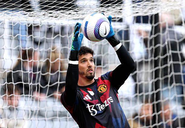 【英超】巴恩斯双响托纳利破门，纽卡4比1大胜曼联！