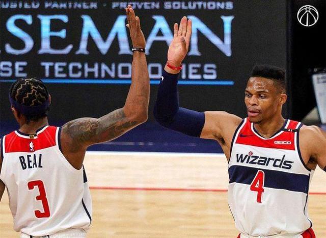 开云体育app-【观察】休赛期重要引援质量报告（上）韦少仅D沃尔C+